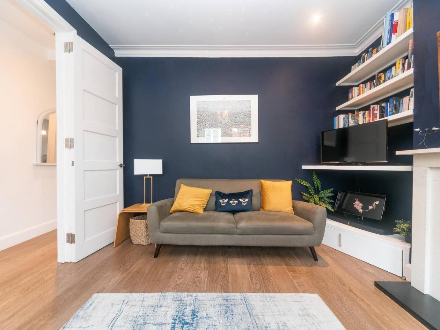 Pass The Keys - Wonderful Family In Earlsfield