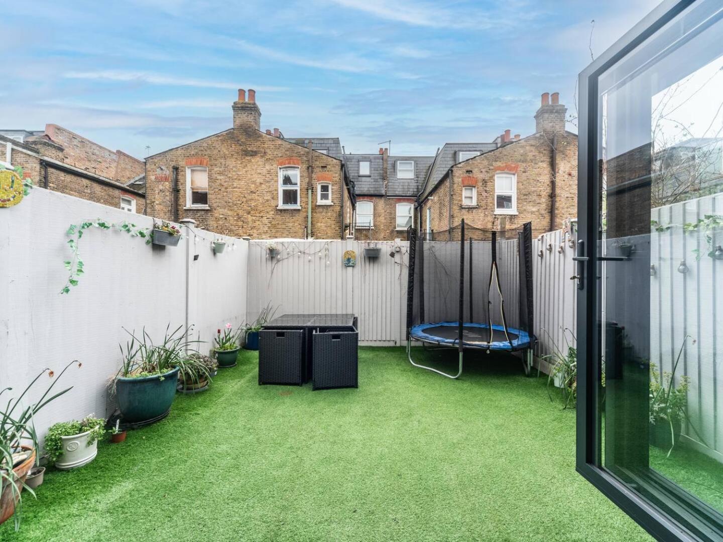 Casa vacanze Pass The Keys - Wonderful Family In Earlsfield Londra